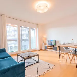 Spacious With Parking And Balcony! Appartement Lille